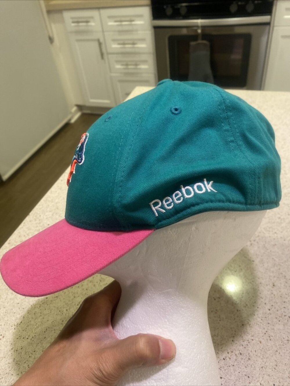 Miami Dolphins Hat Baseball Cap Fitted NFL Football L XL Breast Cancer Reebok - Picture 2 of 5